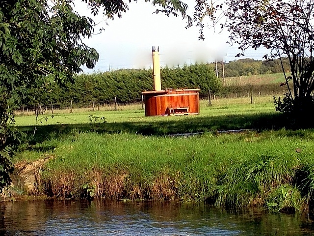 Wood-fired hot tub installation, Hampshire, October 2014